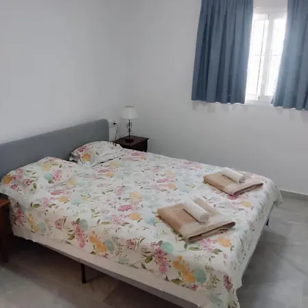 דירה 2 Bedrooms, Terrace And Pool *