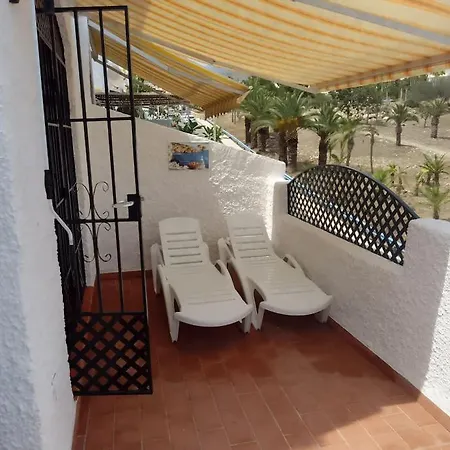 דירה 2 Bedrooms, Terrace And Pool נרחה