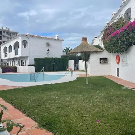 2 Bedrooms, Terrace And Pool * 内尔哈